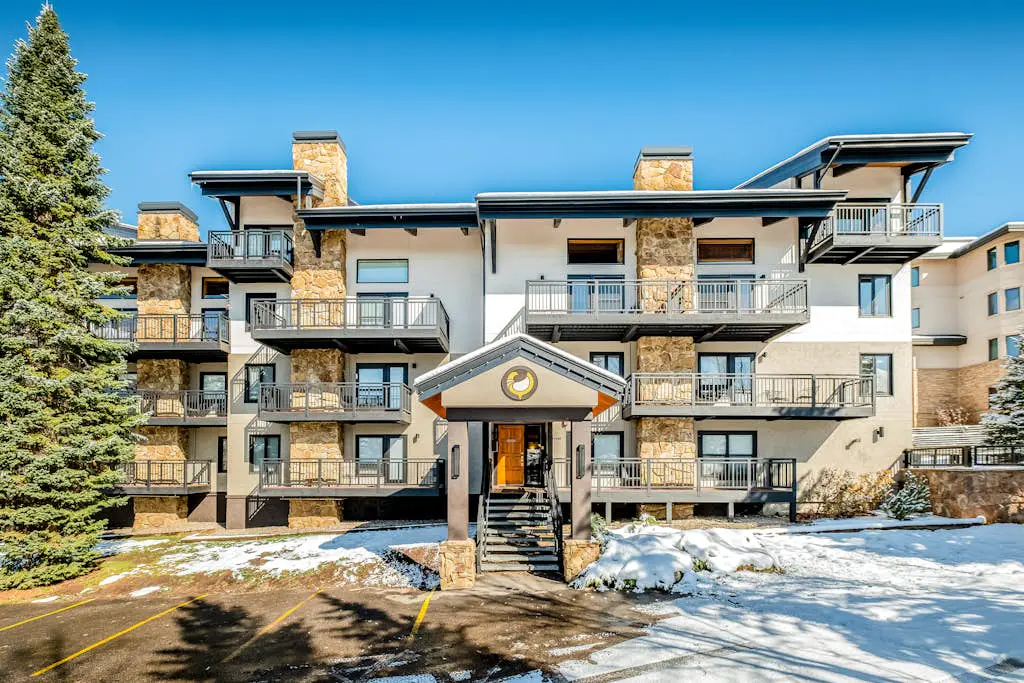 Ptarmigan House 17