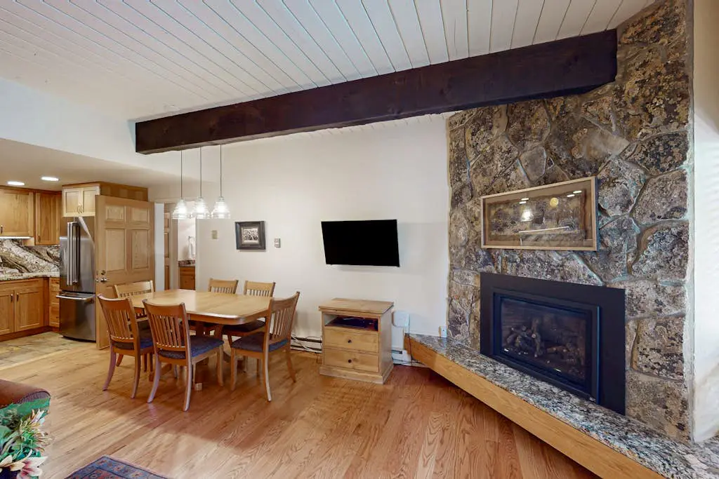 Ptarmigan House 11