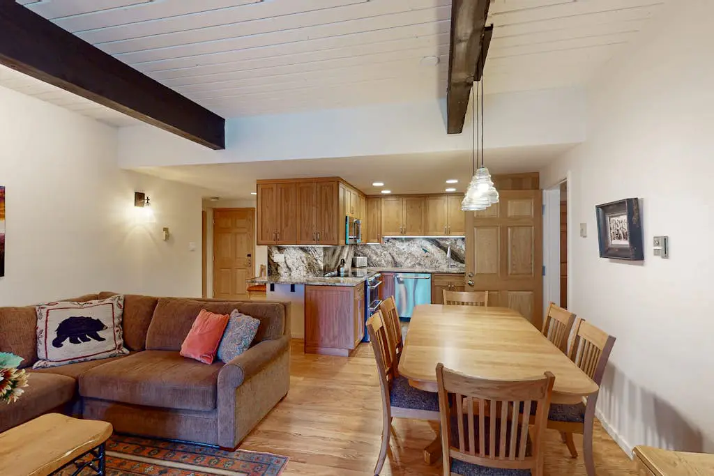 Ptarmigan House 11
