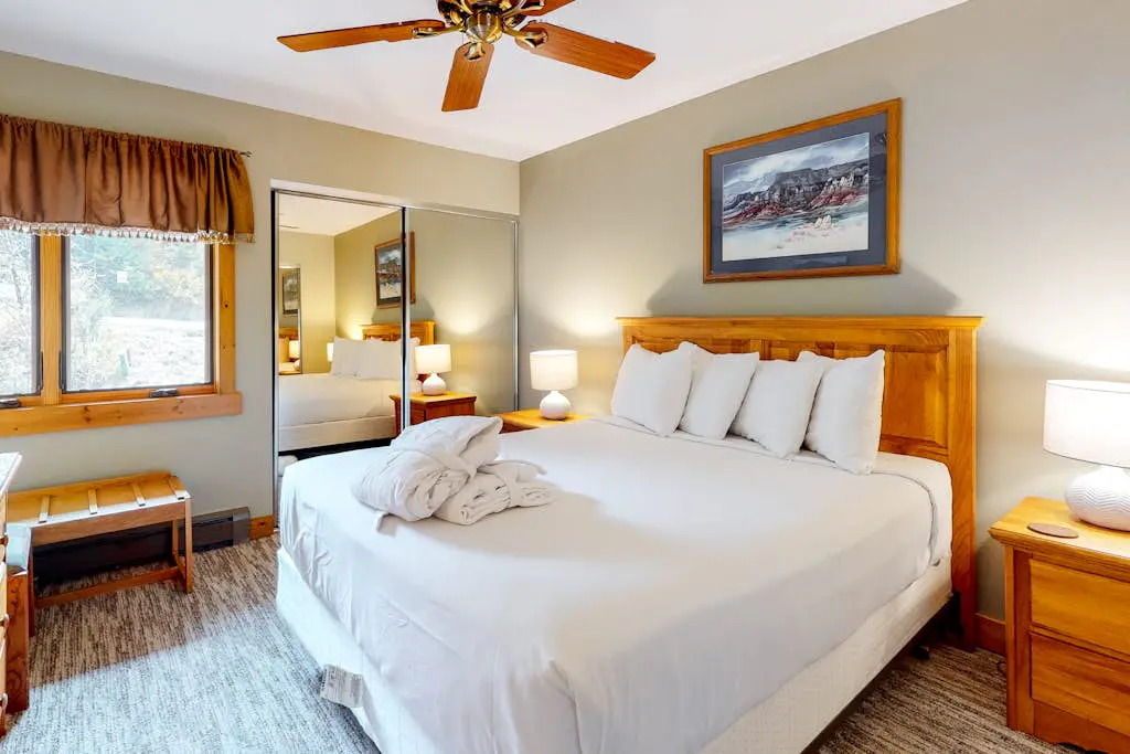 Ski Inn 336
