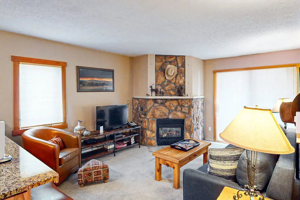 Ski Inn 131