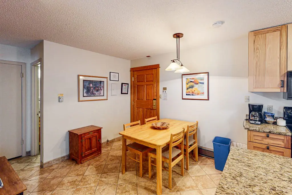 Ski Inn 131