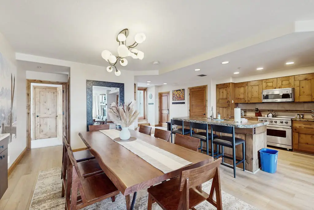 Torian Plum Creekside 616
