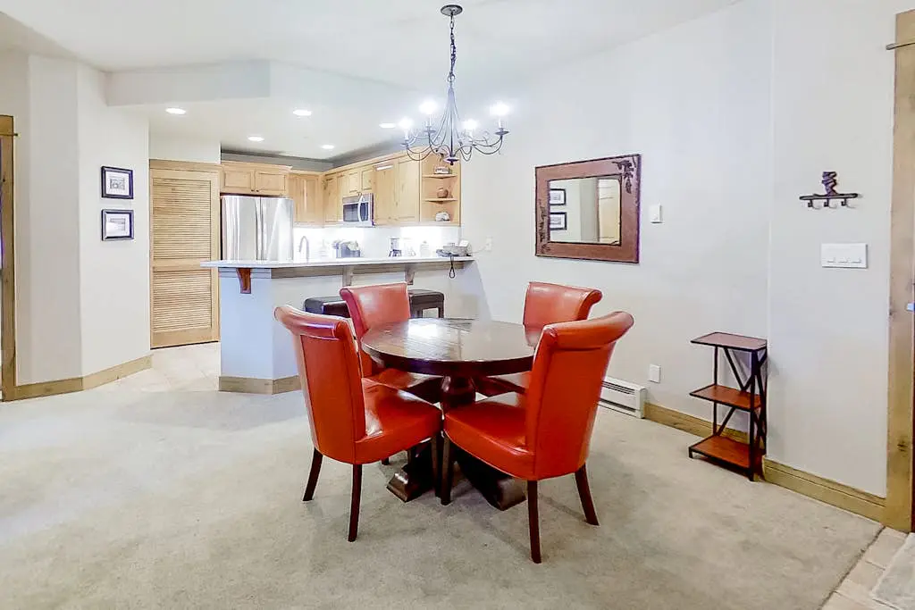 EagleRidge Lodge 210