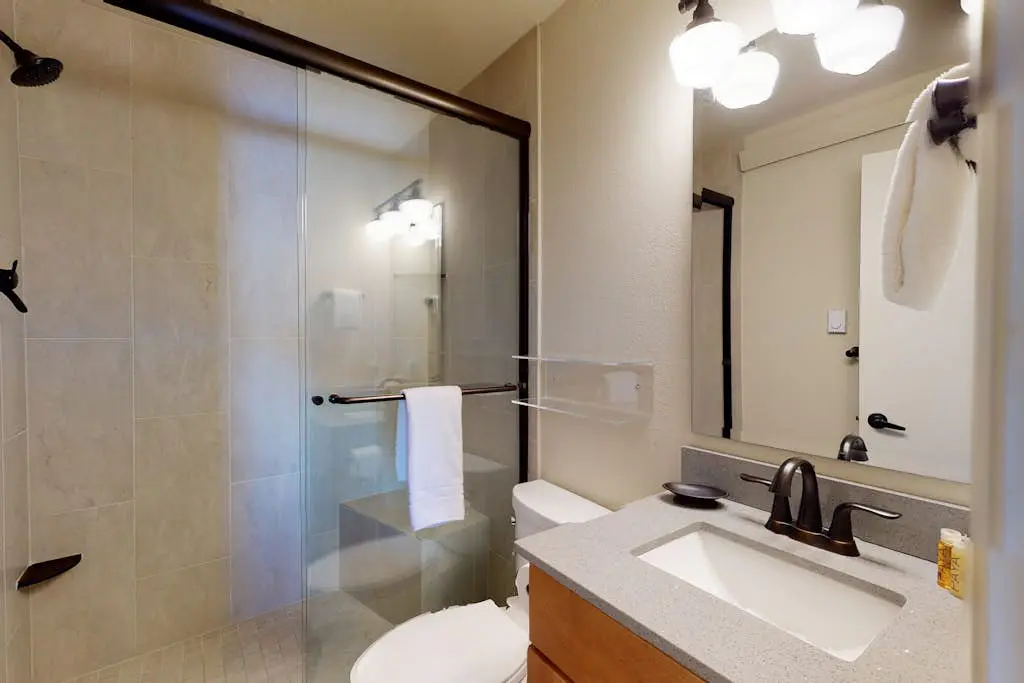 Ski Inn 313