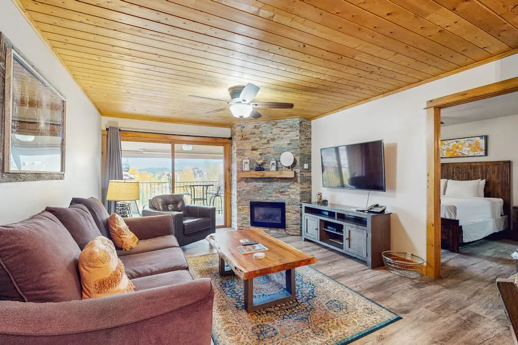 Ski Inn 332