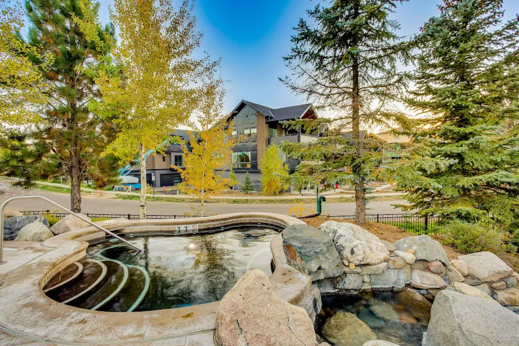 Trailhead Lodge 5109