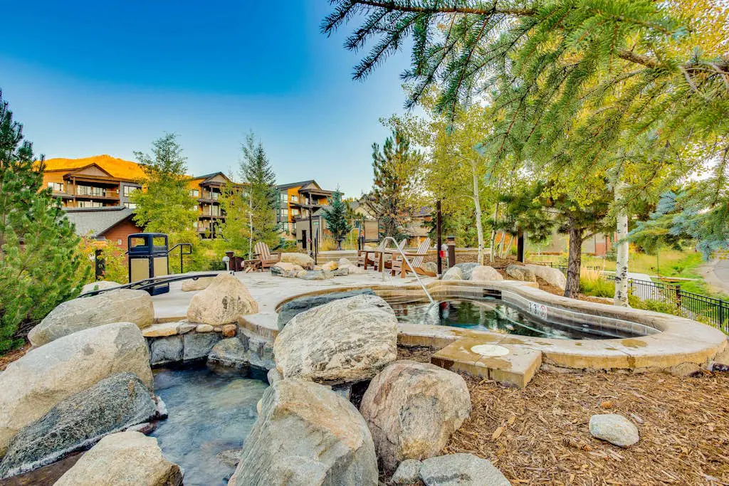 Trailhead Lodge 5109