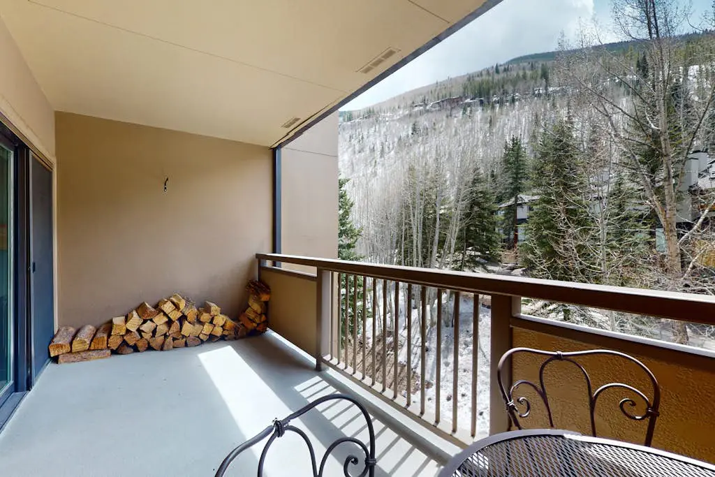Fallridge 403