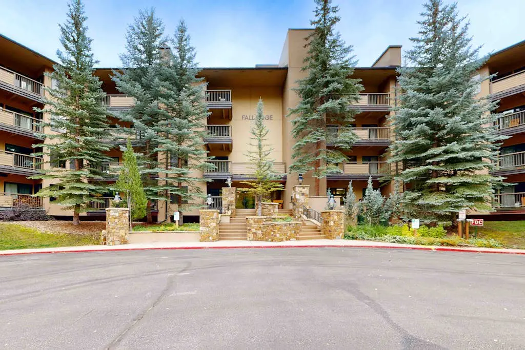 Fallridge 403