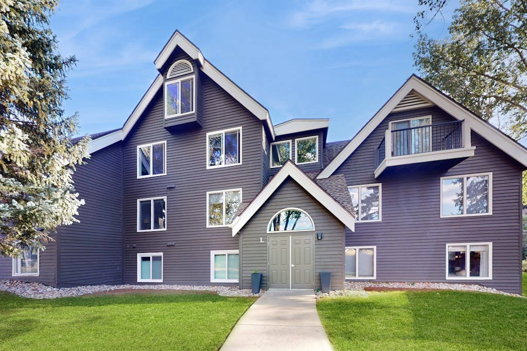 Newly Remodeled Mountain Retreat