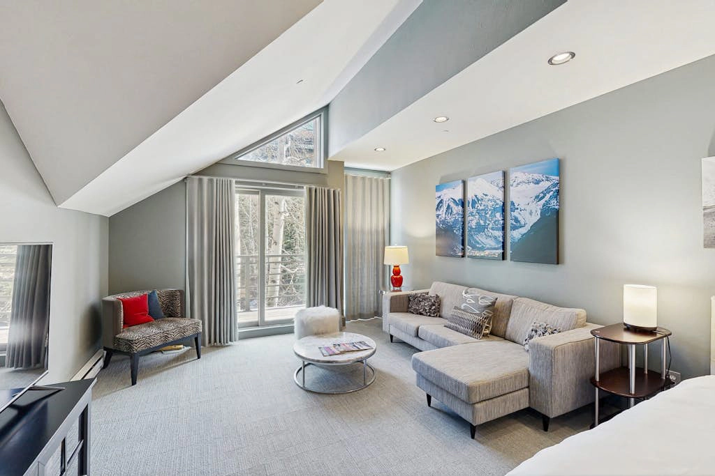 Blue Mesa Condos 33B - The Summit Six