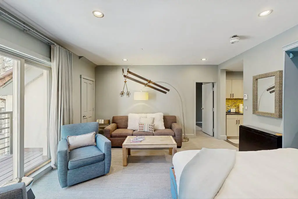 Blue Mesa Condos 33B - The Summit Six