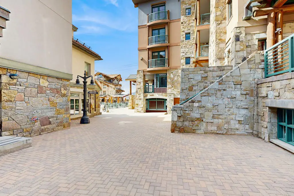 Blue Mesa Condos 33B - The Summit Six