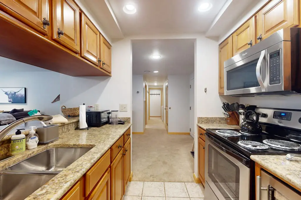 Fallridge 204