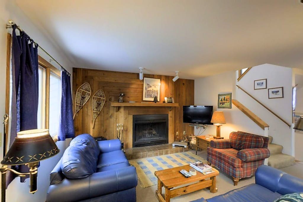 Comfy Home with Private Hot Tub and Mountain Views - Short Drive to the Slopes
