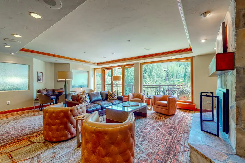 Lion Square Lodge East 107