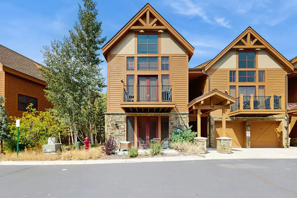 Hop Inn At Antlers Gulch