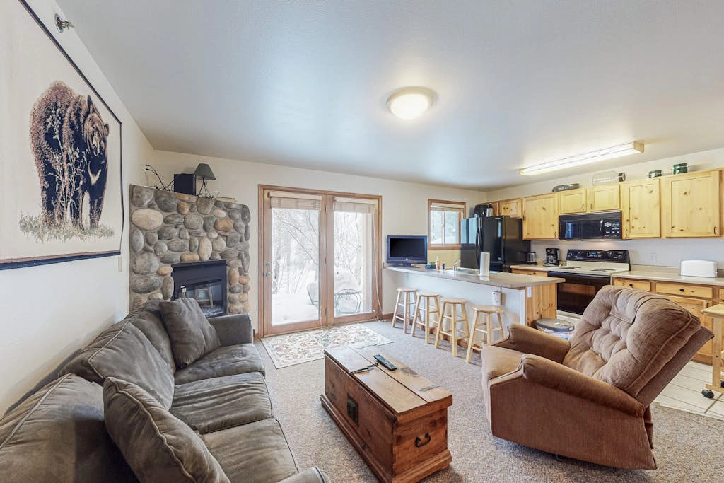 Riverview Condo #7