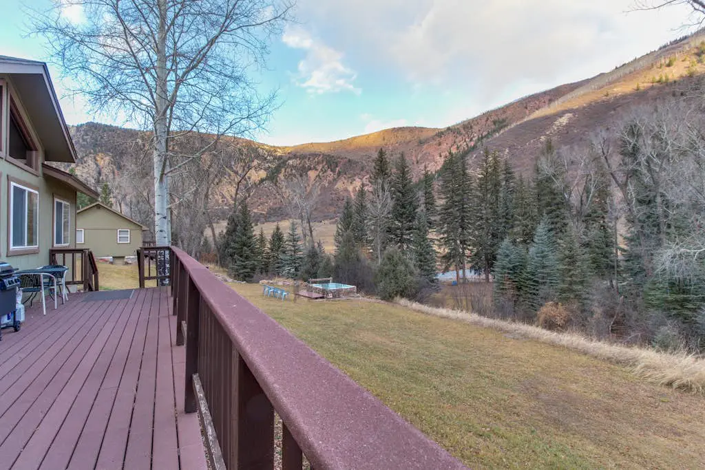 Chair Mountain Cabin at Filoha Meadows
