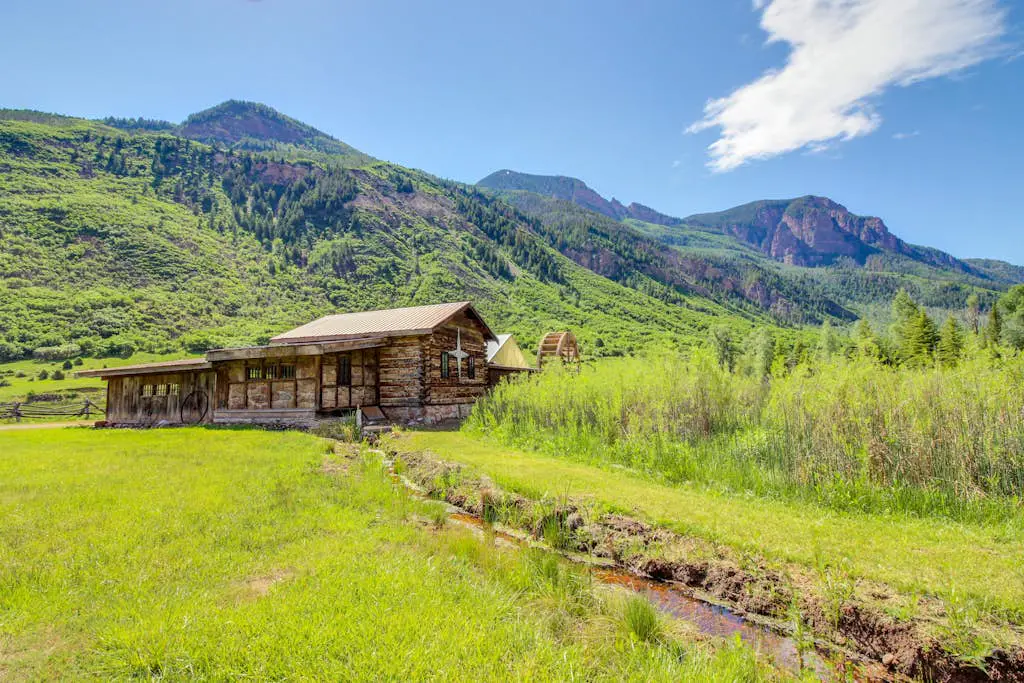 Chair Mountain Cabin at Filoha Meadows