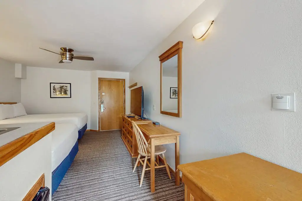 Aspen Mountain Lodge 305