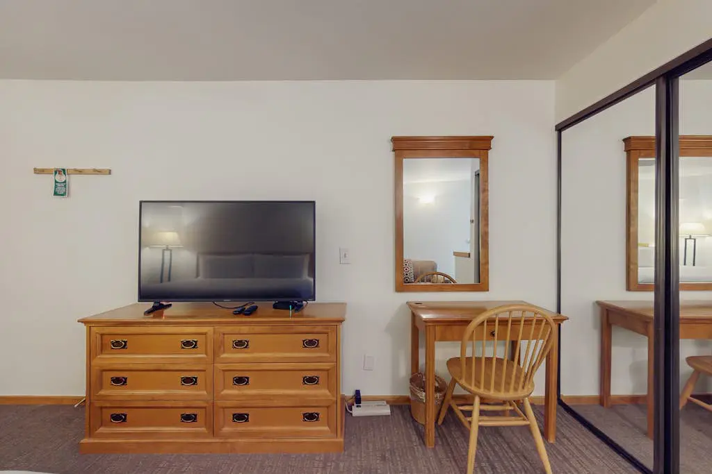 Aspen Mountain Lodge 300
