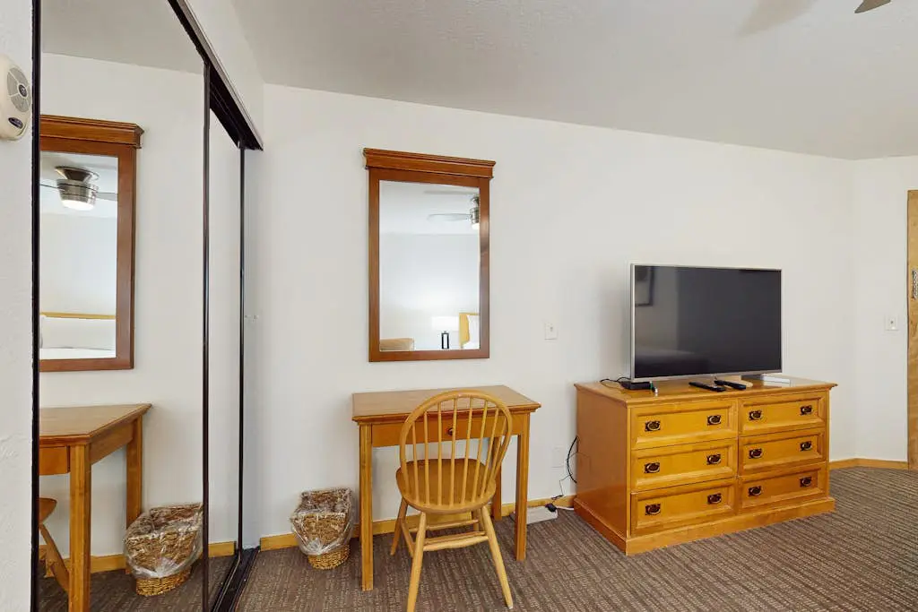 Aspen Mountain Lodge 201