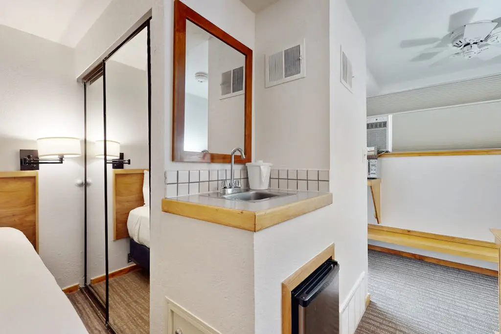 Aspen Mountain Lodge 111