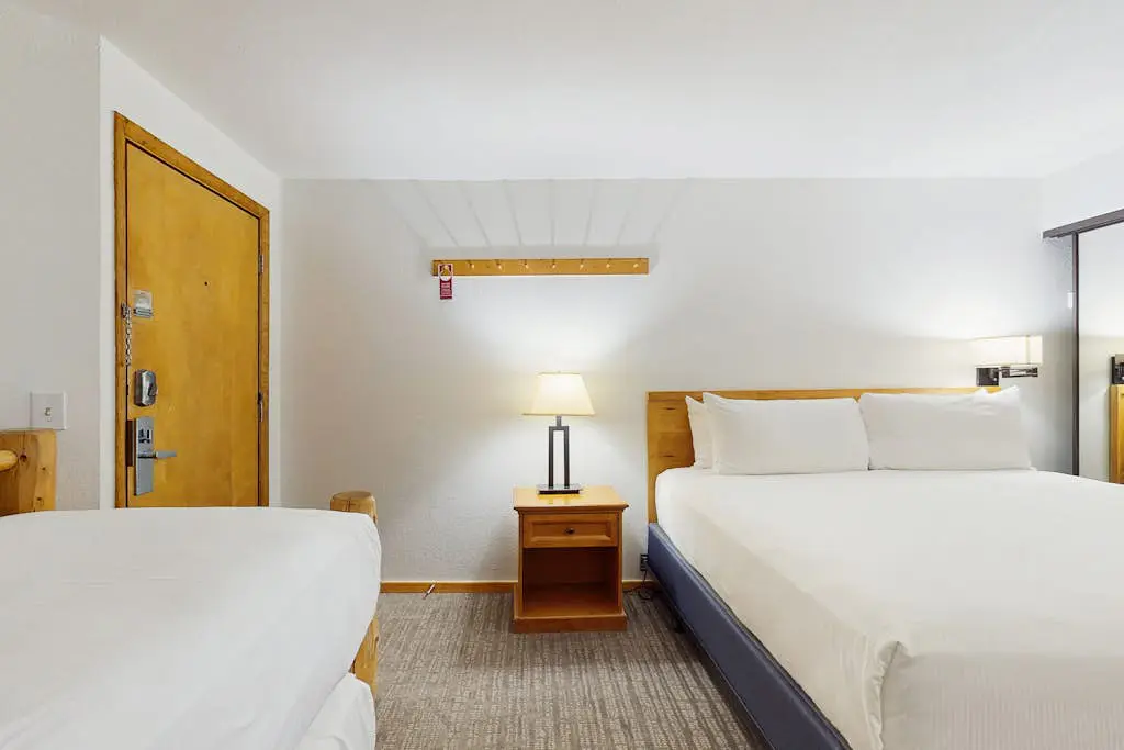 Aspen Mountain Lodge 100