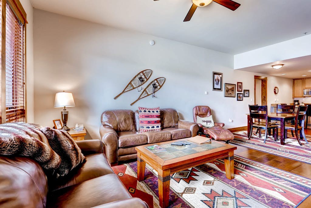Amazing BlueSky villa with game room, pool, & hot tub access - ski-in/ski-out
