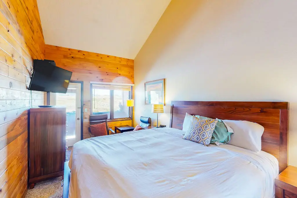 Silver Lodge A & B