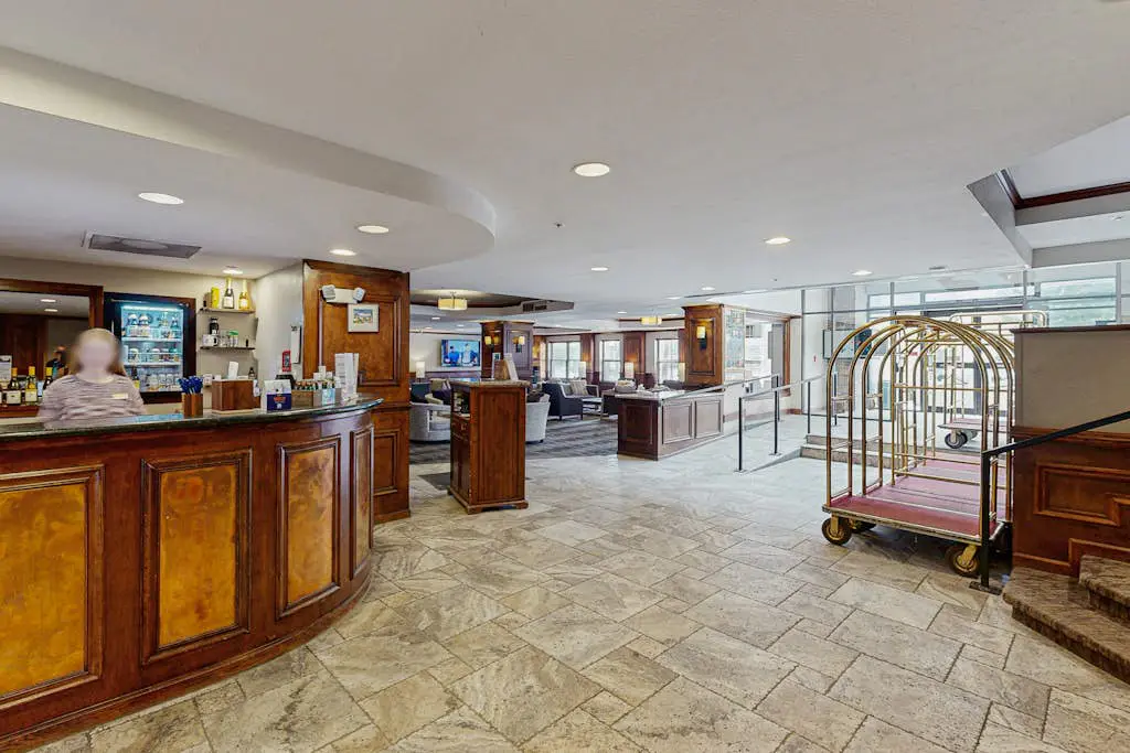 River Mountain Lodge #W220