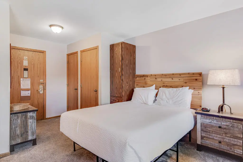 River Mountain Lodge #W209