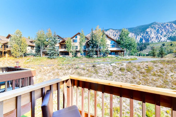 Mountain-view condo with hot tub - drive minutes to slopes & trails