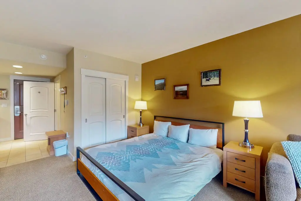 Founders Pointe 4445
