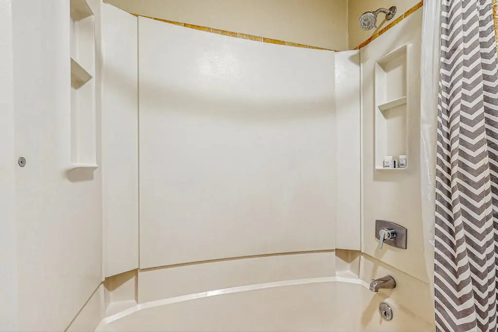 Snowblaze Condominiums C14