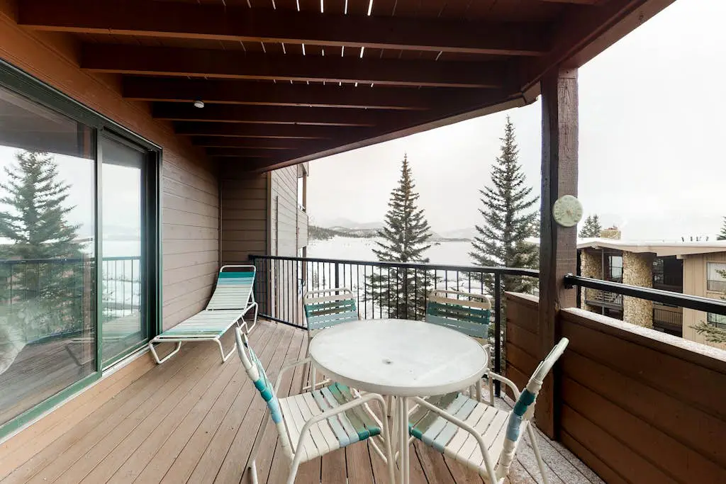 Lakeview Marina Place