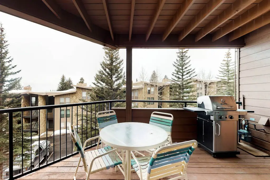 Lakeview Marina Place