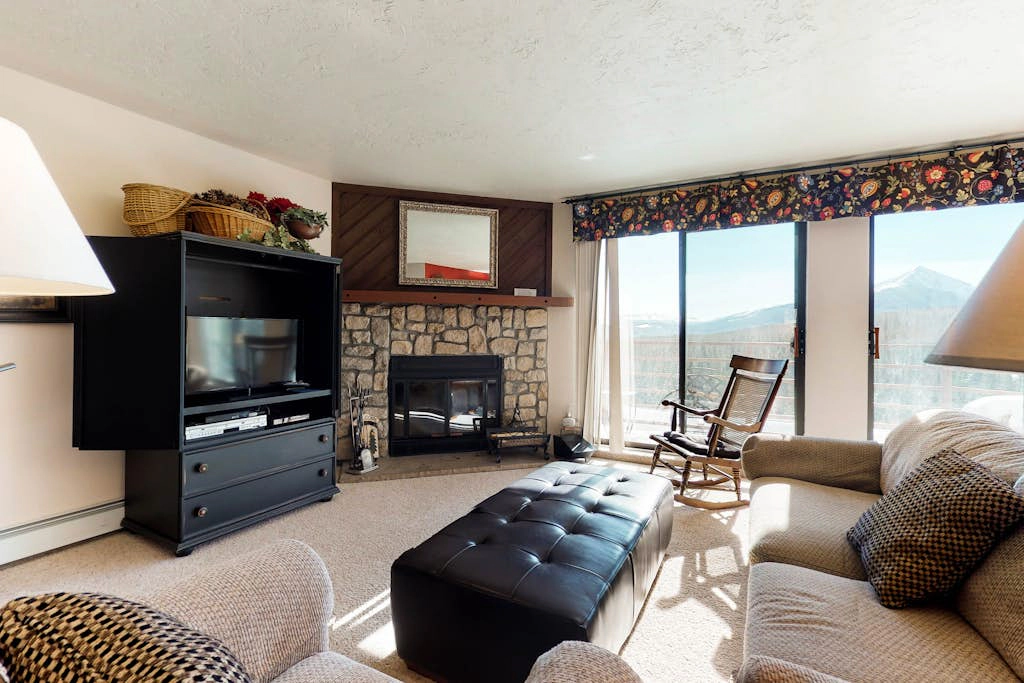 Buffalo Ridge 205