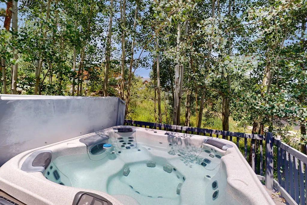 Saddle Ridge Townhome 402