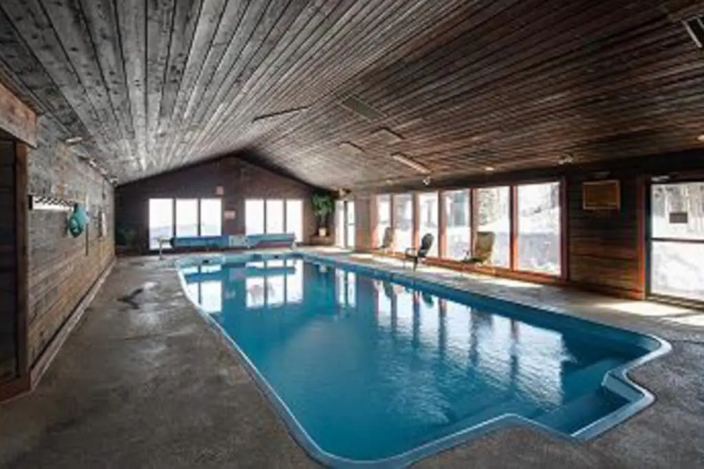 Snowscape Modern Mountain Retreat