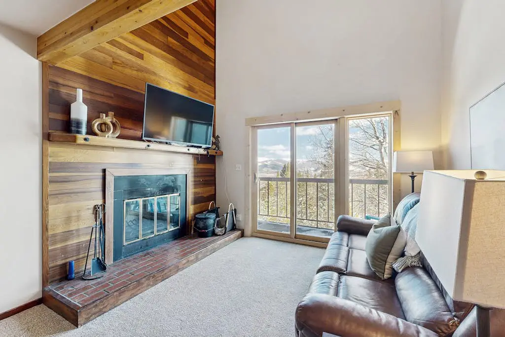 Snowscape Modern Mountain Retreat