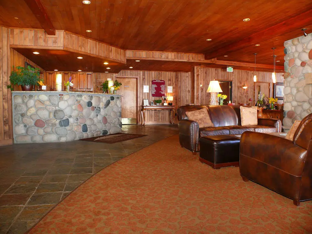 Christie Club 316