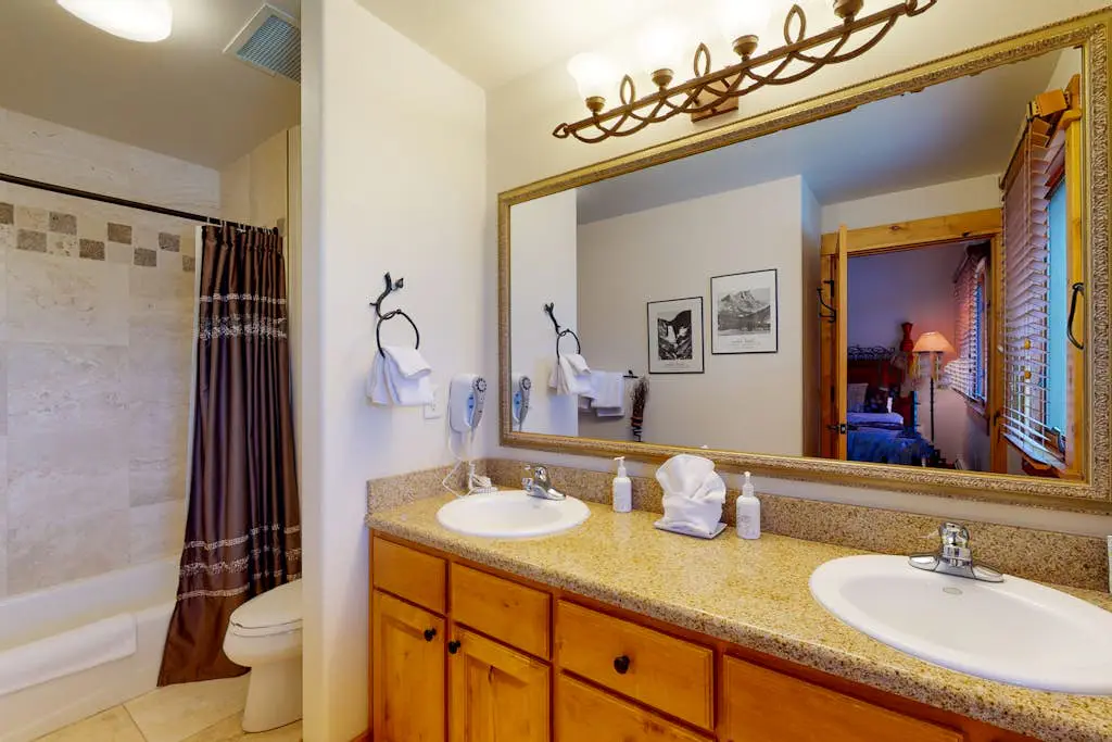 Canyon Creek A303