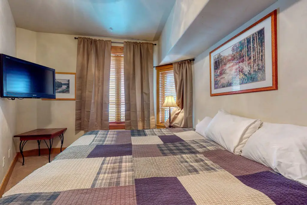 EagleRidge Lodge 211