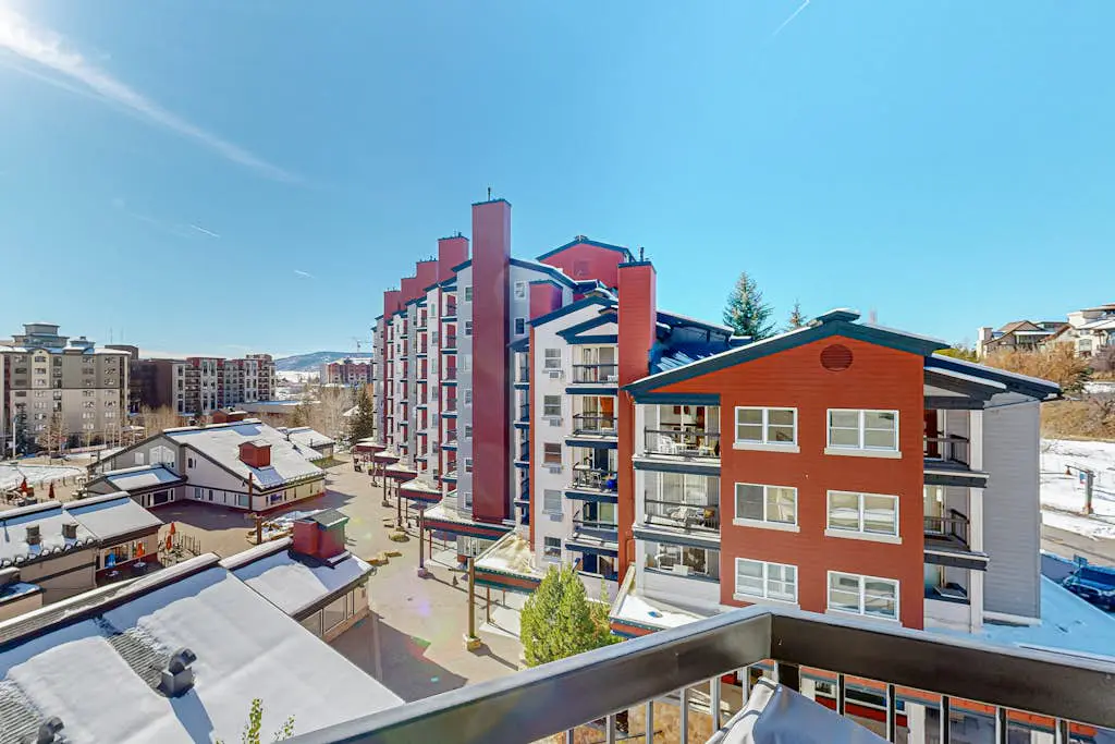 Torian Plum Creekside 516