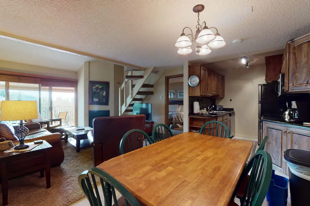 Ski Inn 135
