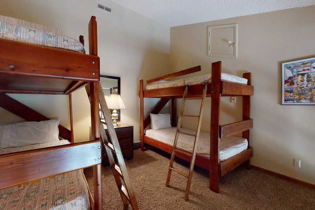 Ski Inn 135