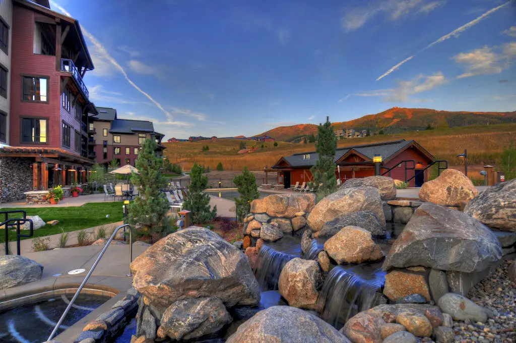 Trailhead Lodge 3119
